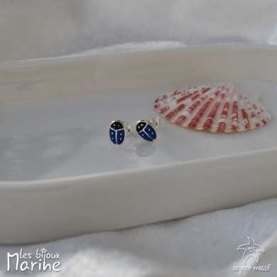 Boucles d'oreilles coccinelle bleu marine