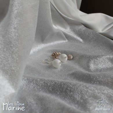 Boucles d'oreilles white shell 10mm